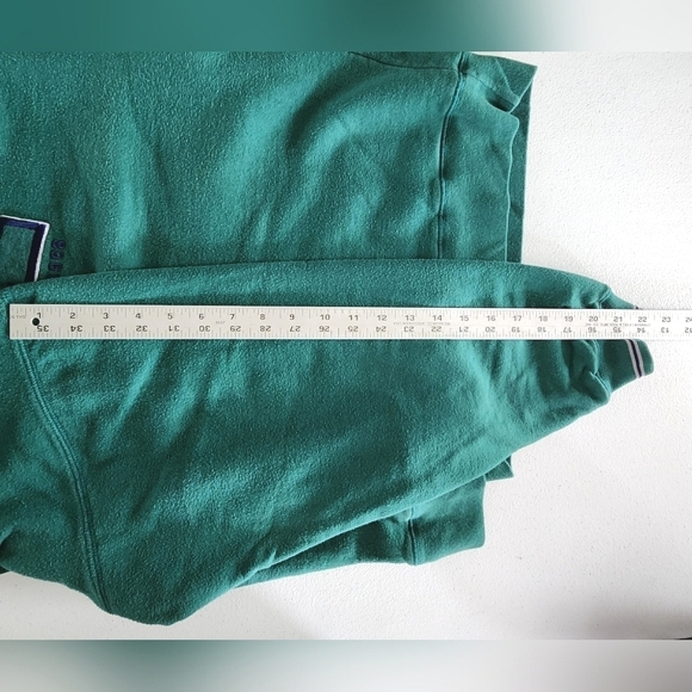 Vintage Disney Store Green Embroidered Tigger Sweatshirt Large - Picture 15 of 16